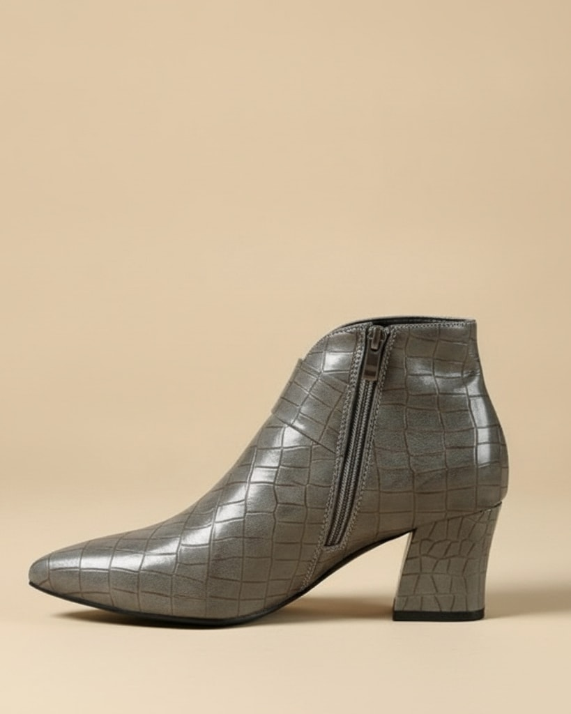 pointed toe chunky heel boots 05442